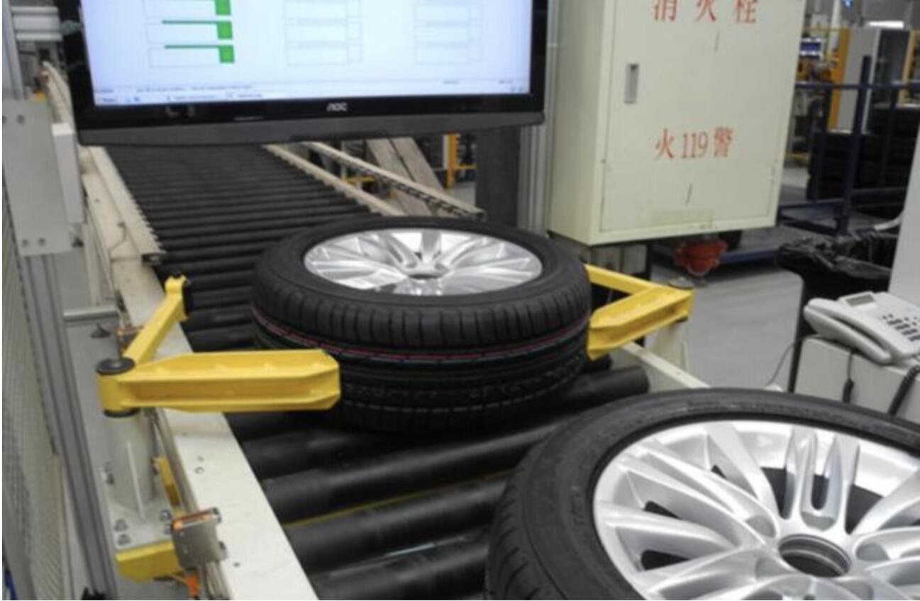 タイヤローラーコンベア