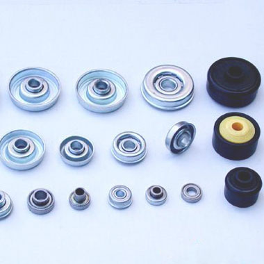 ローラー特殊軸受