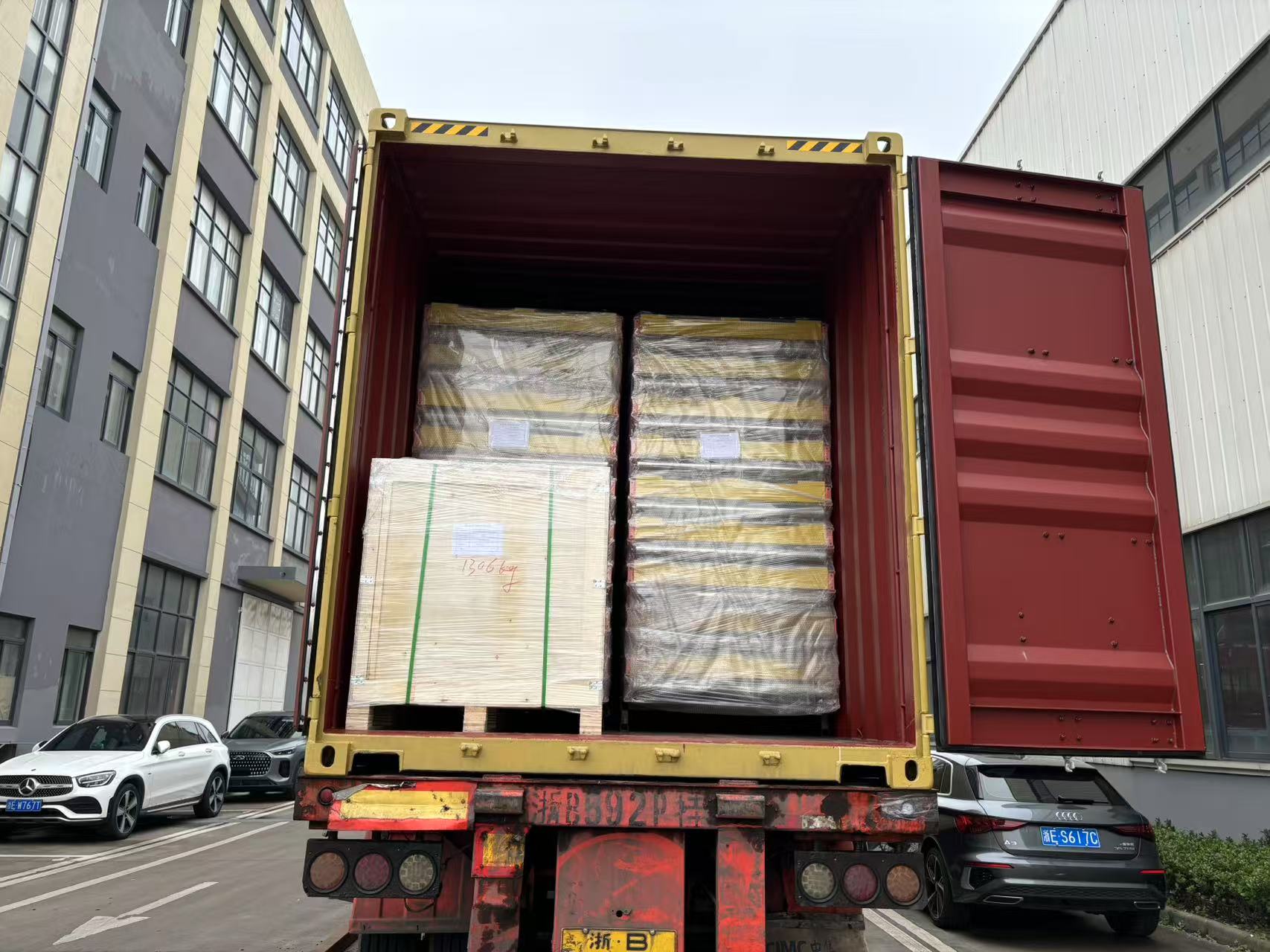 ラッキングローラーコンベヤレール 