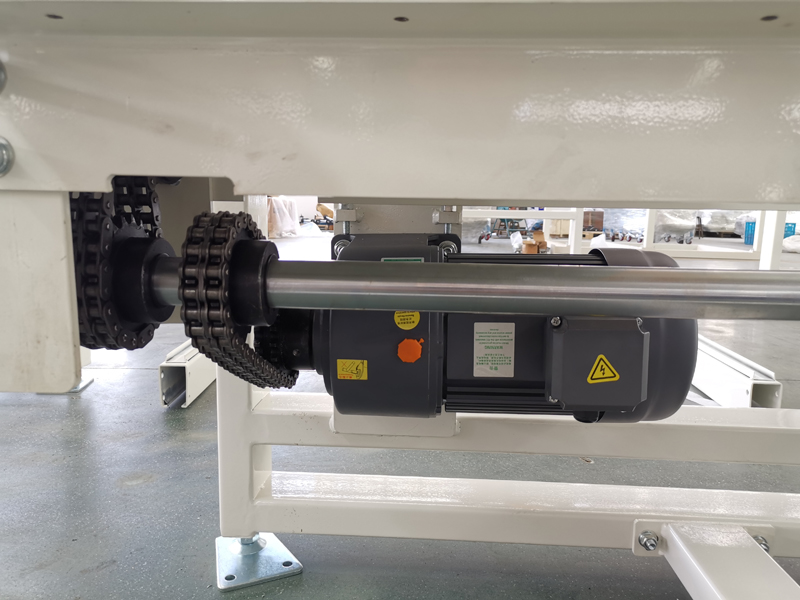 チェーンコンベア