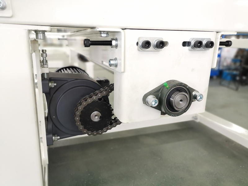 チェーンコンベア