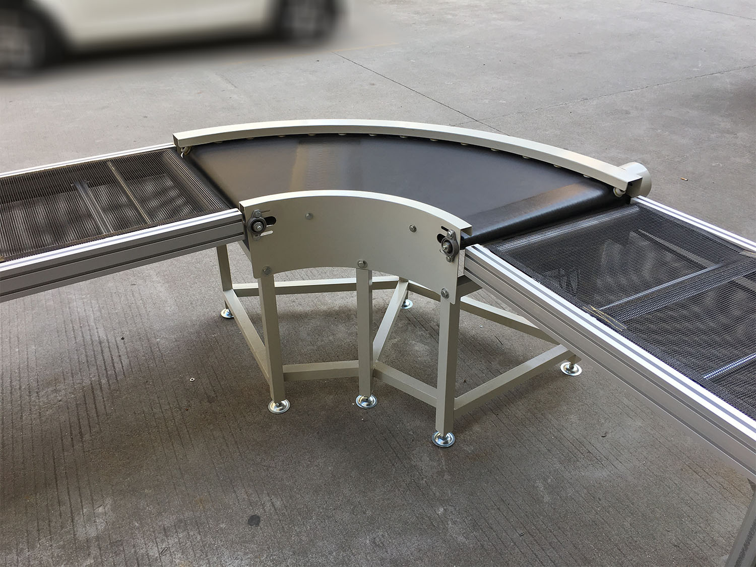 ベルトコンベヤーライン