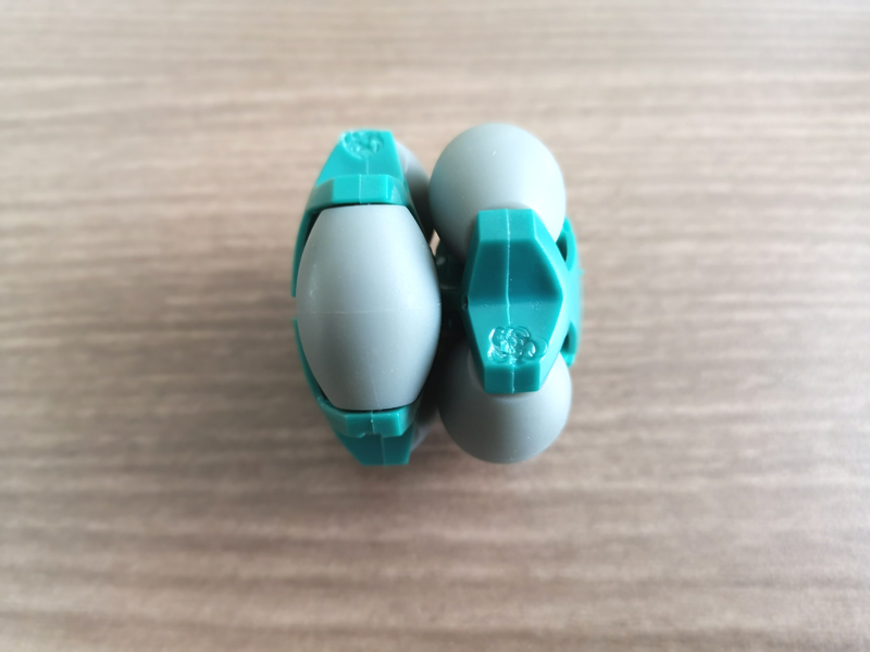 2層のオムニホイール