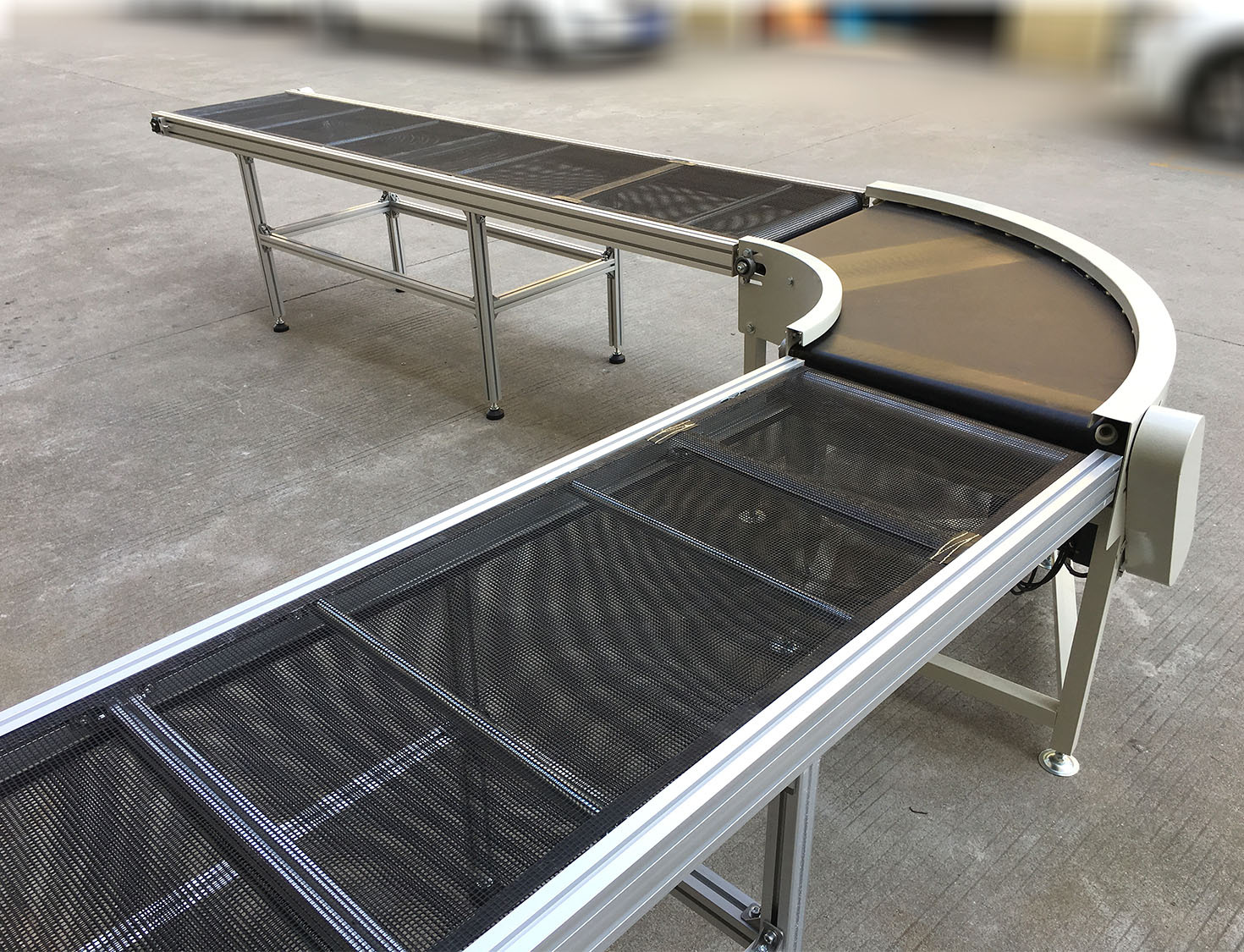 ベルトコンベヤー