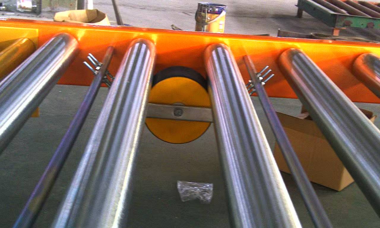 パレットフローラックシステムブレーキローラー