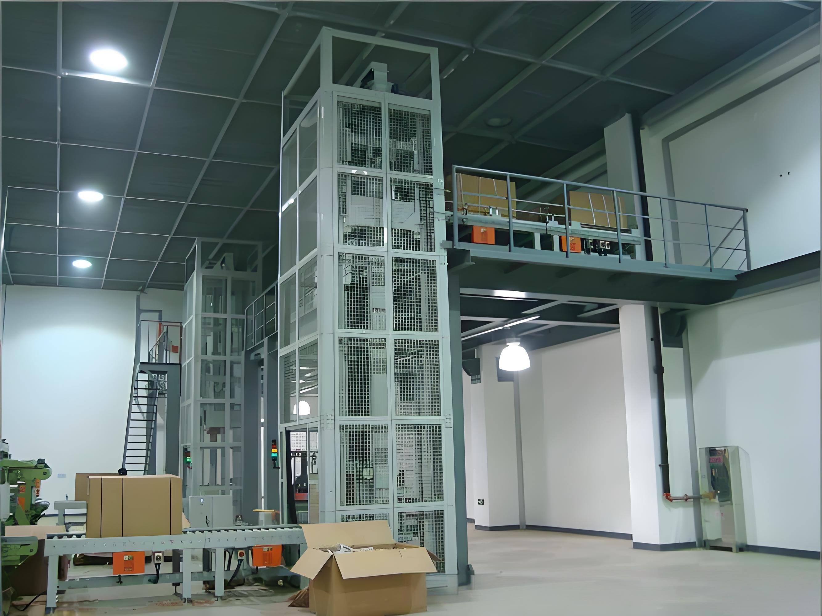  往復垂直エレベーター