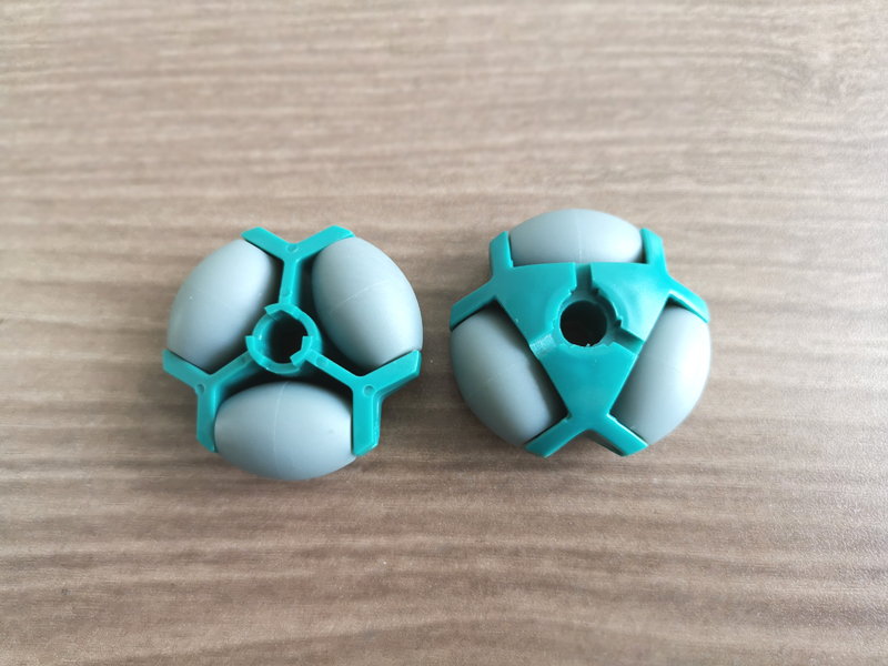 2層のオムニホイール