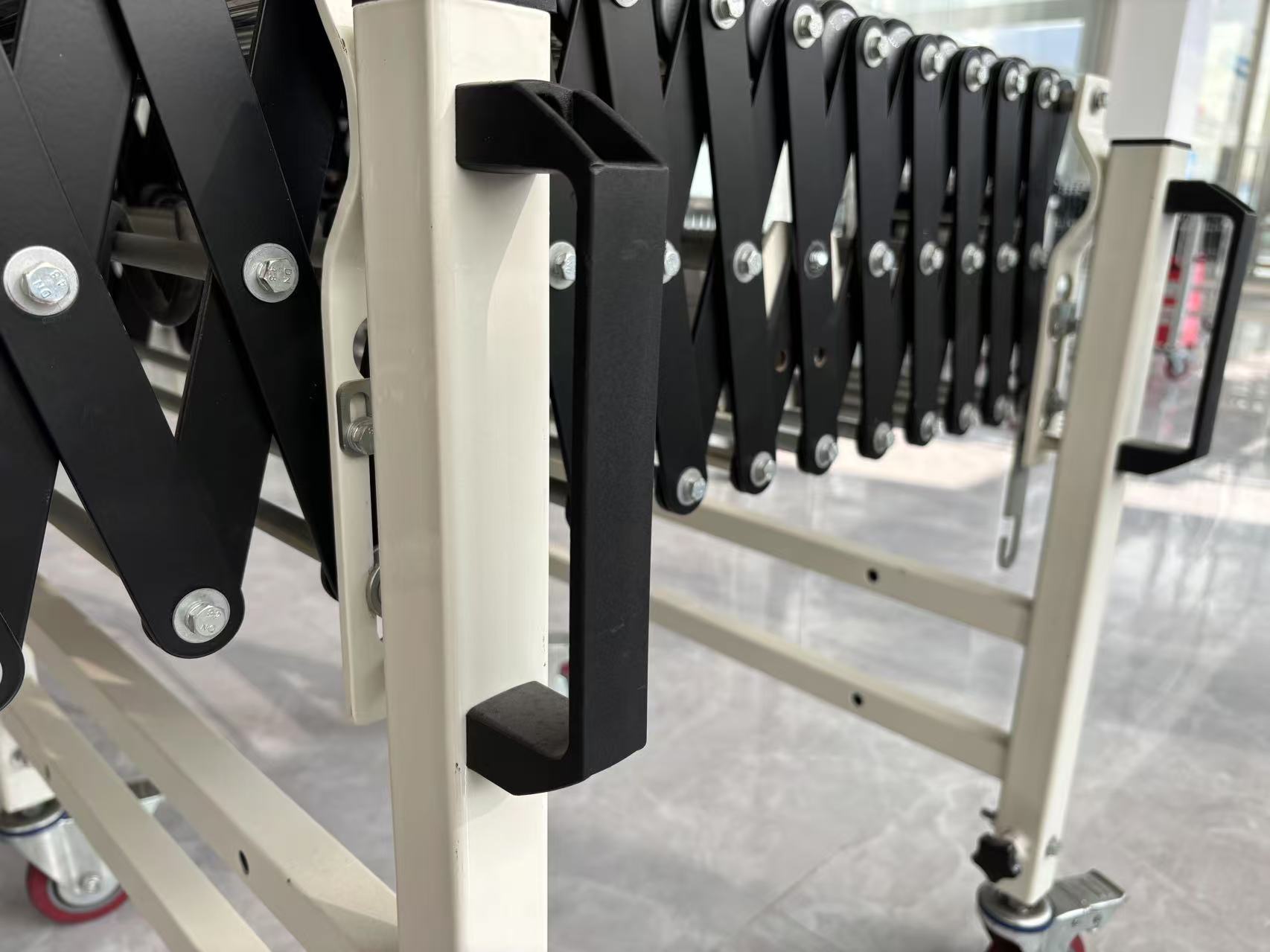 flxible拡張可能なスケートホイールコンベア